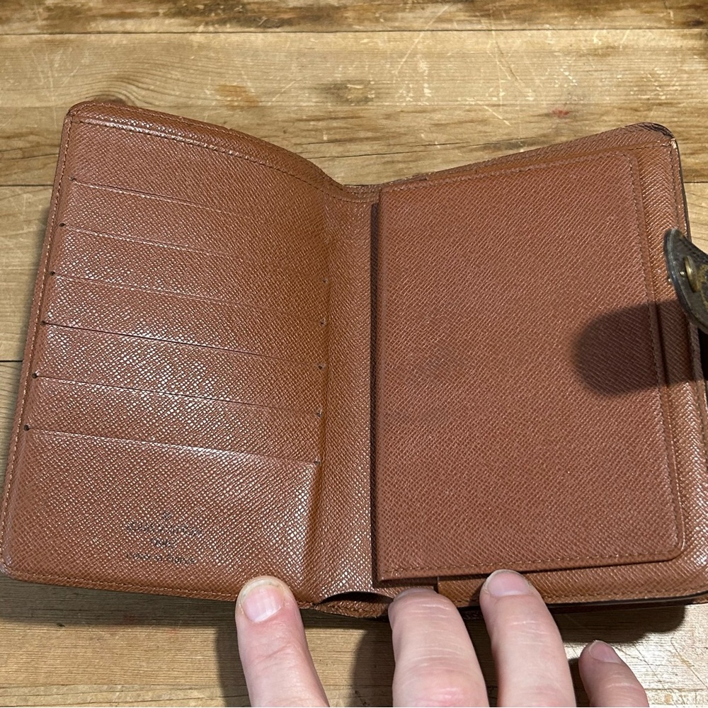 Vintage LV Mono Wallet Bifold Zippy - Picture 6 of 11